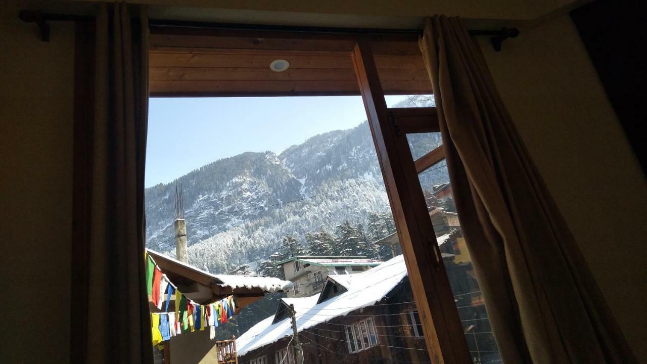 Lonchenpa B&B Manali  Bagian luar foto