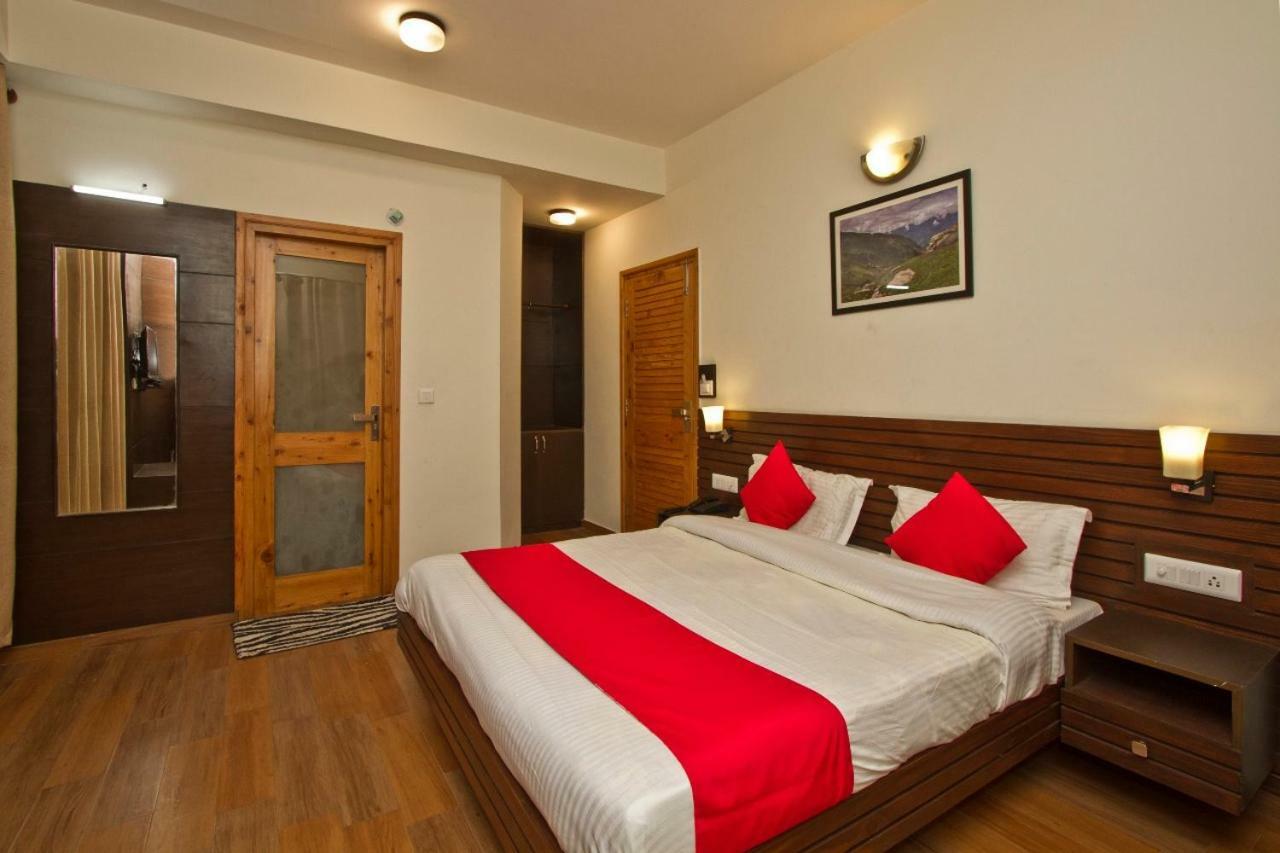 Lonchenpa B&B Manali  Bagian luar foto