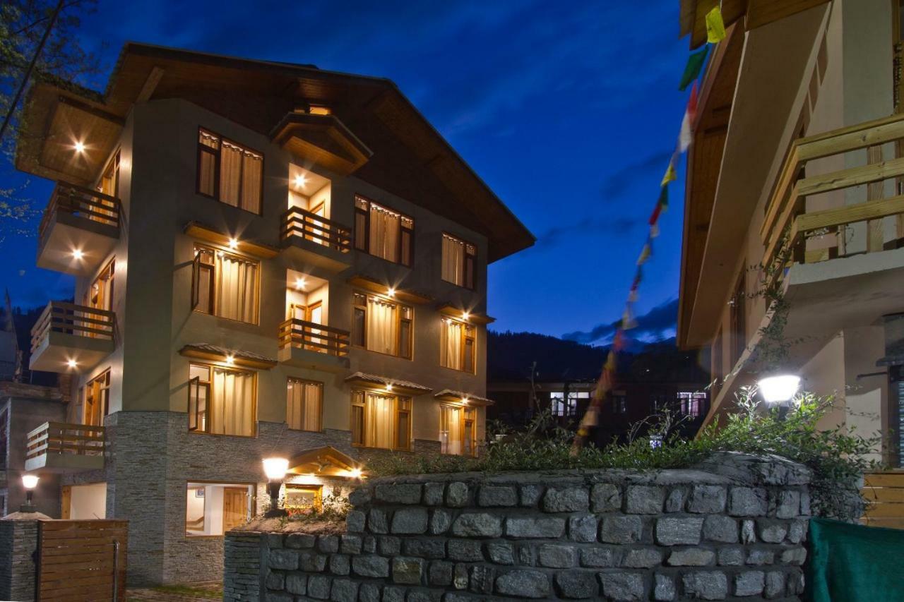 Lonchenpa B&B Manali  Bagian luar foto